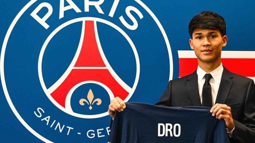 Pedro Dro Fernandez, pemain PSG