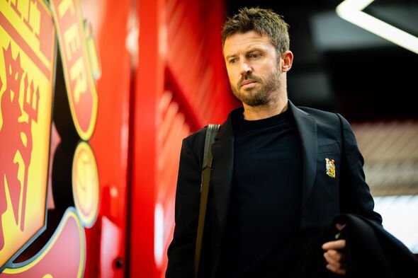 Michael Carrick memasuki Old Trafford.