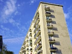 Kurang sosial, lebih banyak sanksi: di Senat, sayap kanan ingin melemahkan undang-undang SRU dengan mengorbankan pihak yang paling genting