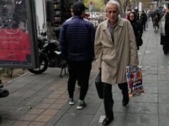 Sekutu negara-negara Teluk memperingatkan terhadap intervensi di Iran