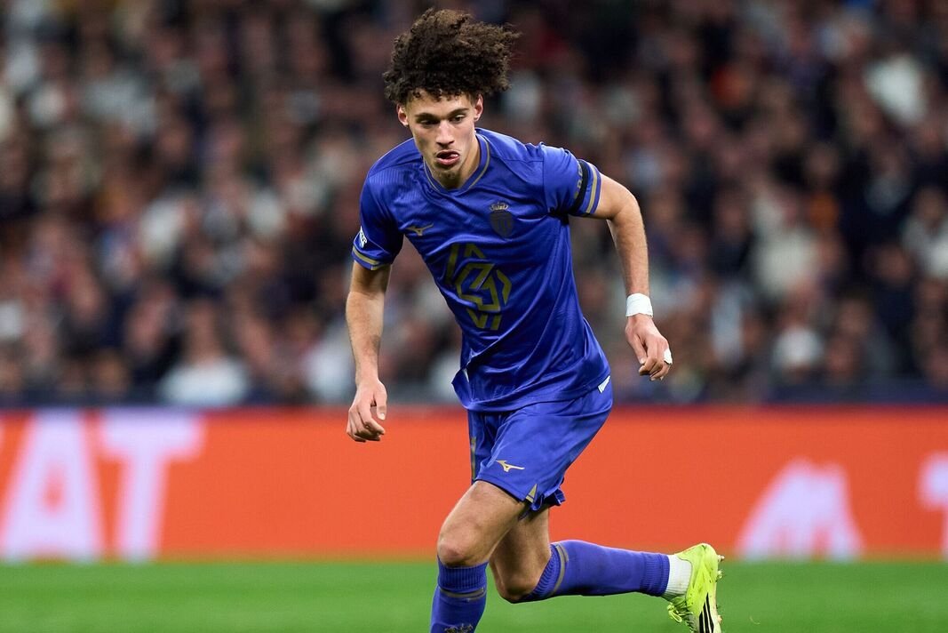 Maghnes Akliouche bereaksi 