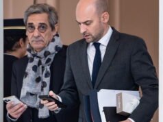 Jejaring sosial. ‘Reaksi Perancis’, laporan X diplomasi Perancis yang didedikasikan untuk reaksi ‘tidak terkendali’