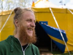 Tur perpisahan Jean Charmillot