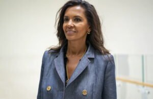 Karine Le Marchand berbicara tentang kedatangannya di Paris, agen menyita Arcom