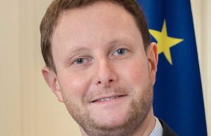 Sebuah “ancaman mematikan bagi industri kita di Eropa”: Komisaris Tinggi Perencanaan, Clément Beaune, ingin “menghalangi persaingan Tiongkok”