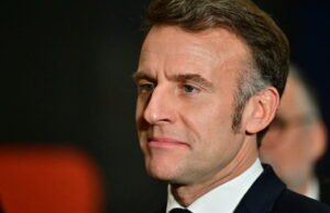 Ekonomi. Ancaman perdagangan AS belum ‘selesai’, Emmanuel Macron memperingatkan