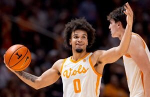 HOOPS TENGAH: Tennessee di Negara Bagian Mississippi