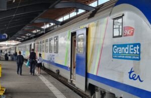 Basel. Pada tanggal 23 Februari, kereta khusus Morgenstraich akhirnya akan dilayani