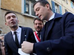 Kota. Rasis, anti-Semit, seksis… RN tidak pernah berhenti dengan ‘apel buruknya’