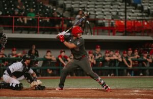 Wolfpack mengalahkan Washington dengan cepat dengan kemenangan 13-0 pada hari pembukaan