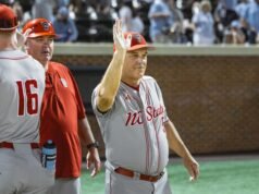 Elliott Avent melewati Jim Morris untuk kemenangan terbanyak keempat sebagai pelatih kepala ACC