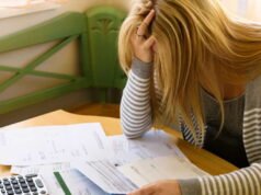 Situasi yang mengkhawatirkan: sepertiga kasus utang berlebih terjadi pada orang-orang yang berusia di bawah 30 tahun