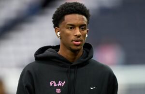 Inter Milan dan Manchester United sedang bersaing untuk mendapatkan bek lokal Barcelona