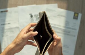 Tidak, Julien Lepers tidak menawarkan Anda satu juta euro: waspadalah terhadap penipuan!