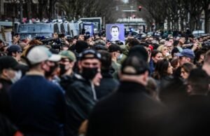 Penghormatan Nazi dan hinaan rasis selama pawai untuk menghormati Quentin Deranque, duta besar AS untuk Prancis yang dipanggil kembali, medali Prancis di Olimpiade Musim Dingin 2026… Apa yang tidak boleh dilewatkan akhir pekan ini