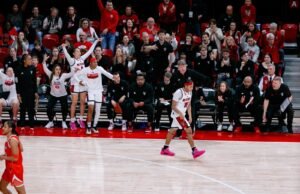 Wolfpack mengalahkan Syracuse di rumah