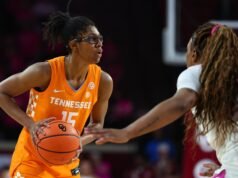 11/9 Sooners melakukan 36 lemparan bebas untuk menang 100-93 atas No. 21/21 Lady Vols