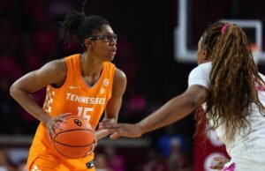 11/9 Sooners melakukan 36 lemparan bebas untuk menang 100-93 atas No. 21/21 Lady Vols