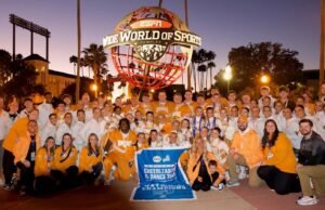 Bagaimana Budaya Cheer Tennessee Membawa Pulang Kejuaraan Nasional