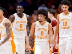 PUSAT HOOPS: #22 Tennessee di Missouri