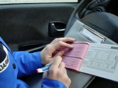 Sebagai korban pencurian identitas, ia menerima sekitar empat puluh denda setiap hari