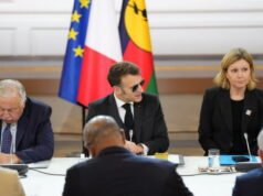 Kaledonia Baru. Apa isi reformasi konstitusi yang diadopsi oleh Senat?