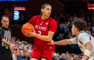 Virginia yang berada di peringkat ke-11 mengalahkan kelompok itu