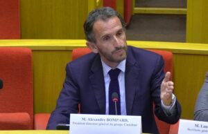“Terlalu sering kita mencoba menjelekkan distribusi massal,” Alexandre Bompard marah kepada komite investigasi Senat
