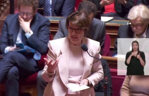 “Saya mengetahui ekspektasi dunia pertanian dan kami menanggapinya dengan baik,” Menteri meyakinkan