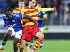 Liga Konferensi. Racing Club de Strasbourg akan menghadapi Fiorentina atau Rijeka di babak kedelapan final