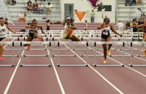 Tennessee mencetak total delapan poin kualifikasi di SEC Indoor Prelims pada hari Jumat