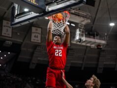 Paket jatuh ke tangan Notre Dame di PL