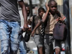 Di Haiti, anak-anak menghadapi kekerasan yang meluas. Berita terbaru dari Haiti: politik, keamanan, ekonomi, budaya.