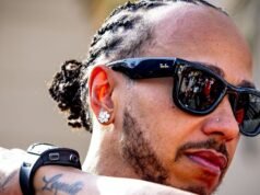 Ferrari mengabulkan keinginan Lewis Hamilton saat pembalap Inggris itu menghadapi masalah baru di Formula 1 | F1 | olahraga