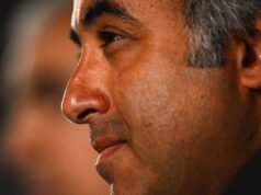 Mantan pemilik Liga Premier ditikam oleh perampok bertopeng di rumahnya di London | Sepak Bola | olahraga