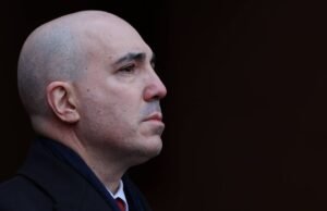 Sikap Man Utd Memecat Omar Berrada Setelah Dia Diincar Fans yang Marah | Sepak Bola | olahraga