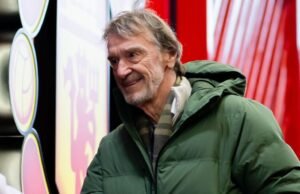 Sir Jim Ratcliffe lolos dari denda FA setelah komentar imigrasi | Sepak Bola | olahraga