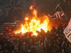 Stadion pemain reguler Liga Champions itu dibakar oleh fans tandang selama derby liar | Sepak Bola | olahraga