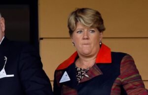 Keponakan Clare Balding yang tingginya 6 kaki 3 inci melontarkan komentar kurang ajar kepada Ratu Elizabeth II selama kunjungannya | Rugbi | olahraga