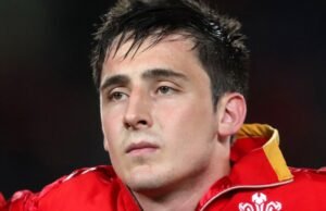 Bintang rugby Welsh di rumah sakit karena infeksi ‘agresif’ dan kesulitan untuk bergerak | Rugbi | olahraga