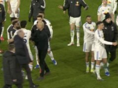 Leeds v Man City berakhir dengan kekacauan saat Guardiola melakukan intervensi setelah Farke dikeluarkan dari lapangan | Sepak Bola | olahraga