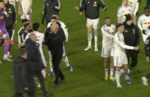 Leeds v Man City berakhir dengan kekacauan saat Guardiola melakukan intervensi setelah Farke dikeluarkan dari lapangan | Sepak Bola | olahraga