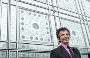 Jack Lang ‘mengusulkan’ pengunduran dirinya sebagai presiden IMA kepada Menteri Luar Negeri