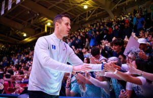 Duke naik ke No. 1 dalam jajak pendapat bola basket putra AP Top 25 untuk ke-148 kalinya; Florida dan Alabama membuat lompatan besar