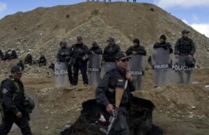 Seorang jurnalis menghadapi kendali geng atas tambang emas Peru Berita terbaru dari Haiti: politik, keamanan, ekonomi, budaya.