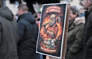 Di Komentar, para pelajar melarang Lavilliers bernyanyi untuk mendukung para pekerja di pabrik baja yang berjanji akan ditutup… atas nama sekularisme