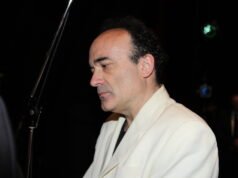 “Ketika saya membaca percakapannya dengan Epstein, saya tidak terkejut” mengapa Amelia Feuer mengajukan pengaduan terhadap konduktor Frédéric Chaslin