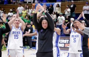 Duke naik ke No. 11 dalam Jajak Pendapat 25 Wanita Teratas AP dengan 14 kemenangan beruntun; UConn-UCLA masih 1-2