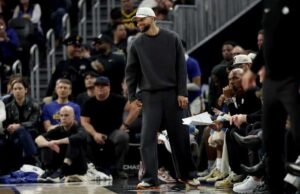 Bintang Warriors yang cedera Stephen Curry akan melewatkan All-Star Game karena cedera lutut kanan yang berkepanjangan