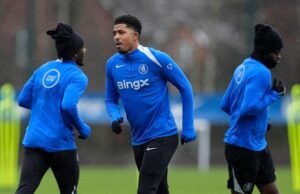 Tiga pemain dilecehkan secara rasial secara online setelah pertandingan Liga Premier